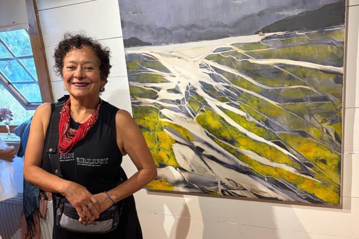 El camino de Doris Soto como pintora, entre la ciencia, el arte y el agua